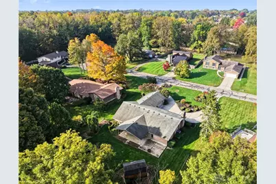7256 Pepperton Court, Clayton, OH 45415 - Photo 4