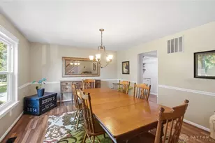 1675 Farrington Dr, Kettering, OH 45420 - Photo 8