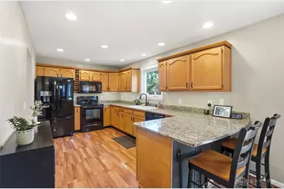 1675 Farrington Drive, Kettering, OH 45420 - Photo 14
