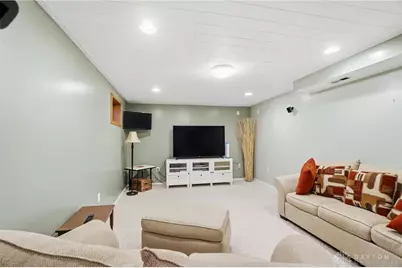 1675 Farrington Drive, Kettering, OH 45420 - Photo 38