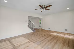 2015 Emerson Ave, Dayton, OH 45406 - Photo 10
