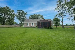 9931 Bunnell Hill Rd, Clear Creek Township, OH 45458 - Photo 24