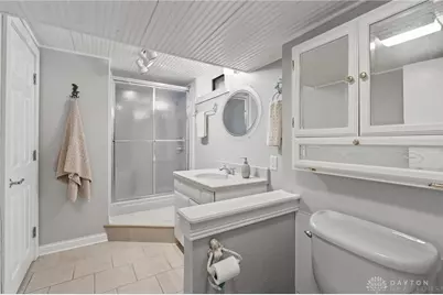 1511 Lindenhurst Drive, Centerville, OH 45459 - Photo 30