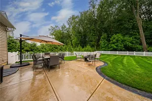 3165 White Ash Dr, Tipp City, OH 45371 - Photo 6