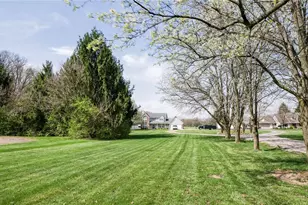 10535 Frederick Pike, Vandalia, OH 45377 - Photo 22