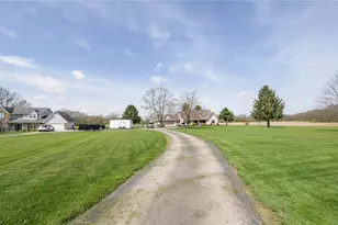 10535 Frederick Pike, Vandalia, OH 45377 - Photo 14