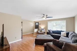 115 Lodewood Dr, Centerville, OH 45458 - Photo 4
