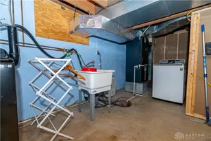 6126 Knollwood Dr, German Twp, OH 45502 - Photo 32