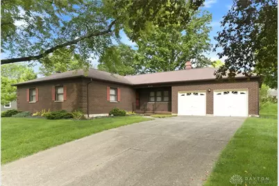 313 Towncrest Drive, Beavercreek, OH 45434 - Photo 2