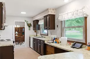 313 Towncrest Dr, Beavercreek, OH 45434 - Photo 10