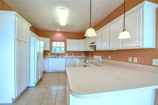 6380 Pin Oak Ct, Huber Heights, OH 45424 - Photo 12