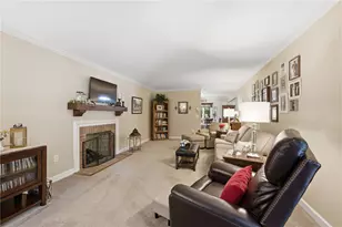 360 Locust View Way, Troy, OH 45373 - Photo 18