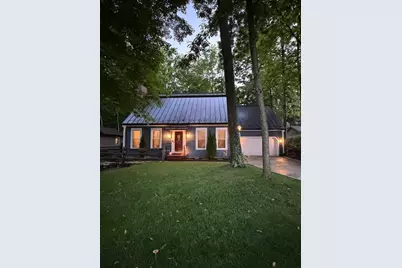360 Locust View Way, Troy, OH 45373 - Photo 2