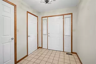10619 Frederick Pike, Butler Twp, OH 45377 - Photo 6