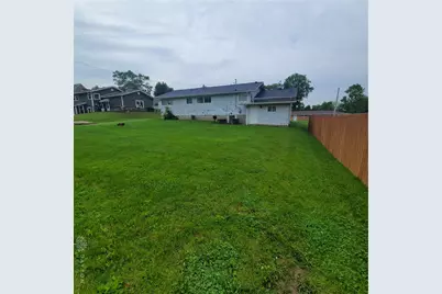 127 E Harrison Street, Lewisburg, OH 45338 - Photo 2