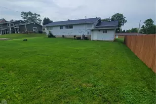127 E Harrison St, Lewisburg, OH 45338 - Photo 2
