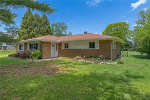 3042 Morningview Dr, Beavercreek, OH 45432 - Photo 4