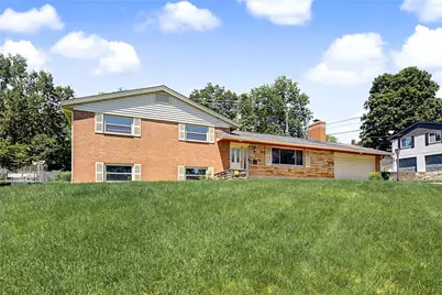 617 Stoneybrook Drive, Dayton, OH 45429 - Photo 2