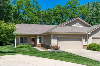 3366 Darbyshire Drive, Beavercreek, OH 45440 - Photo 2