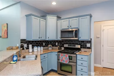 3366 Darbyshire Drive, Beavercreek, OH 45440 - Photo 14