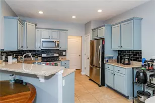 3366 Darbyshire Dr, Beavercreek, OH 45440 - Photo 12