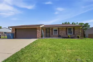 4818 Creeknoll Ct, Huber Heights, OH 45424 - Photo 2