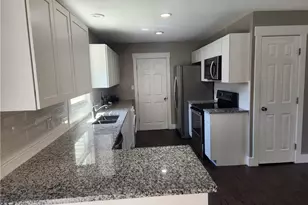 1261 S Central Ave, Fairborn, OH 45324 - Photo 8