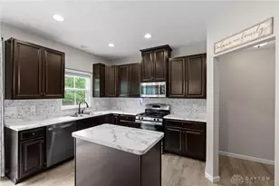 2843 Ridge View Ct, Beavercreek Twp, OH 45385 - Photo 16