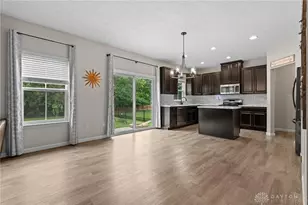 2843 Ridge View Ct, Beavercreek Twp, OH 45385 - Photo 14
