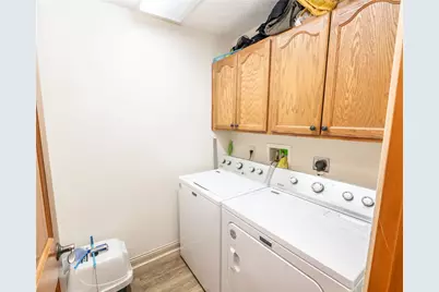 1966 Cider Mill Way, Tipp City, OH 45371 - Photo 18
