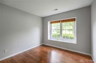 5378 Mallet Club Dr, West Carrollton, OH 45439 - Photo 4
