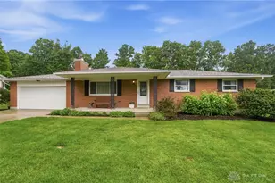 2779 Coldsprings Dr, Beavercreek, OH 45434 - Photo 4