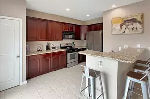 1687 Big Bear Dr, Washington Twp, OH 45458 - Photo 2