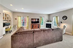 1687 Big Bear Dr, Washington Twp, OH 45458 - Photo 2