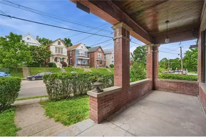 2412 Fairview Avenue, Cincinnati, OH 45219 - Photo 4