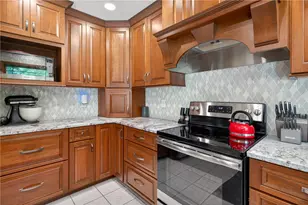 1665 Marby Dr, Troy, OH 45373 - Photo 6