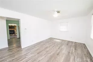 131 William St, West Carrollton, OH 45449 - Photo 2