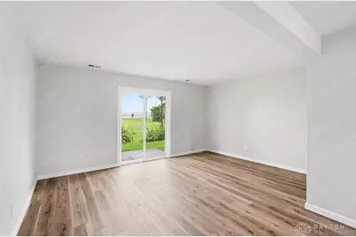 539 N Broad Street, Fairborn, OH 45324 - Photo 8