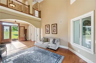 415 S Signature Dr, Beavercreek Twp, OH 45385 - Photo 10