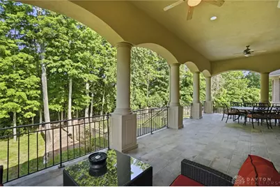 415 S Signature Drive, Beavercreek Twp, OH 45385 - Photo 18