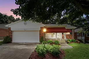 5914 Fawnridge Ct, Green Township, OH 45239 - Photo 1