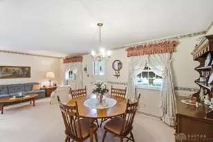 5914 Fawnridge Ct, Green Township, OH 45239 - Photo 12