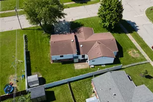 304 Rhoades Ave, Greenville, OH 45331 - Photo 8
