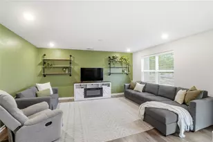 3358 Hope Ln, Hamilton Township, OH 45152 - Photo 6