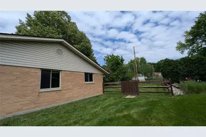 5686 Oak Valley, Kettering, OH 45440 - Photo 6