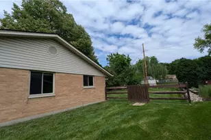 5686 Oak Valley, Kettering, OH 45440 - Photo 6