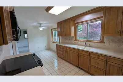 5686 Oak Valley, Kettering, OH 45440 - Photo 26