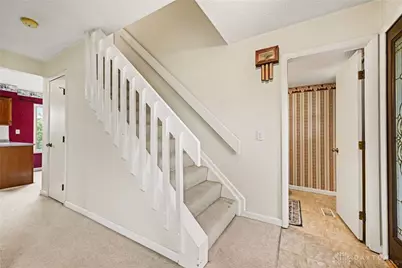 10060 Village Tree Court, Miamisburg, OH 45342 - Photo 6