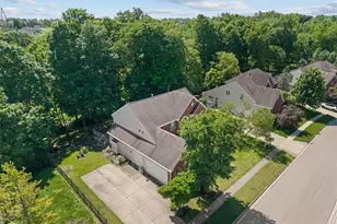 2942 Whispering, Beavercreek, OH 45431 - Photo 56