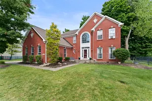 2942 Whispering, Beavercreek, OH 45431 - Photo 2